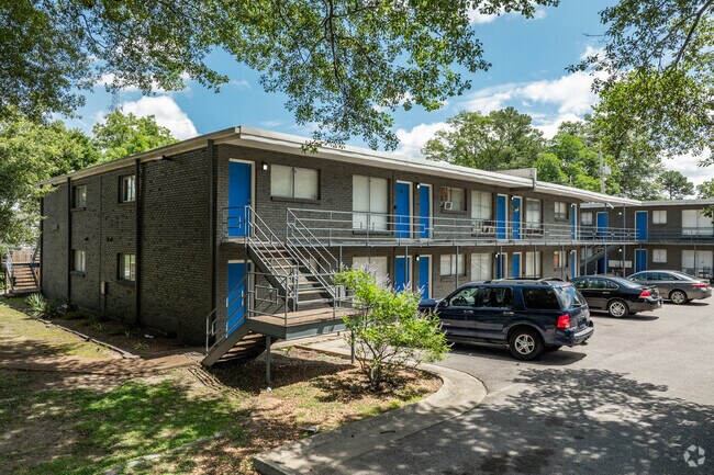 Building Photo - Tiger Flats