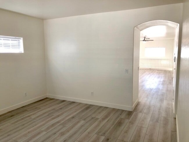 Building Photo - 3533 E Joseph Way