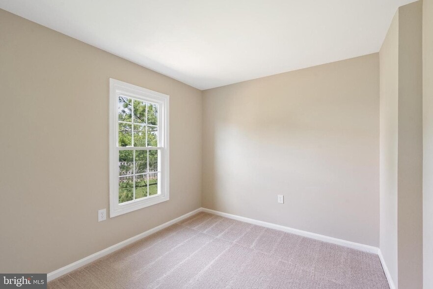 Building Photo - 7422 Barbados Ln