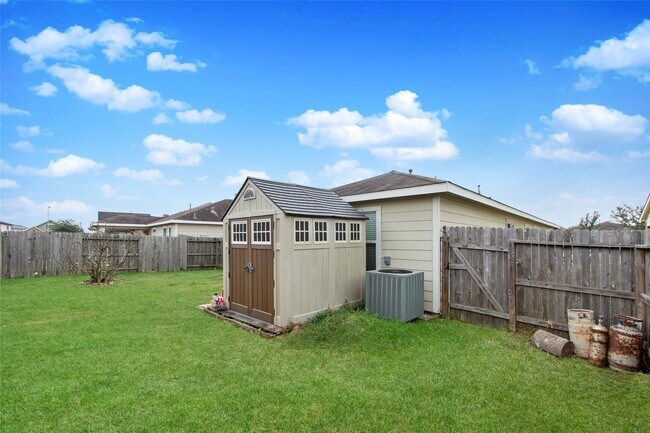 Building Photo - 29214 Legends Valley Dr