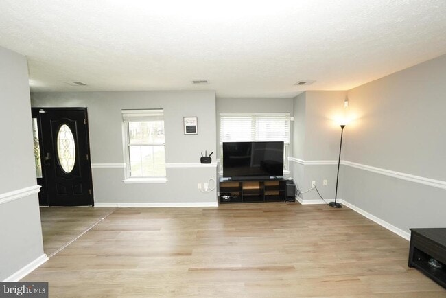 Building Photo - 4120 Lancaster Cir