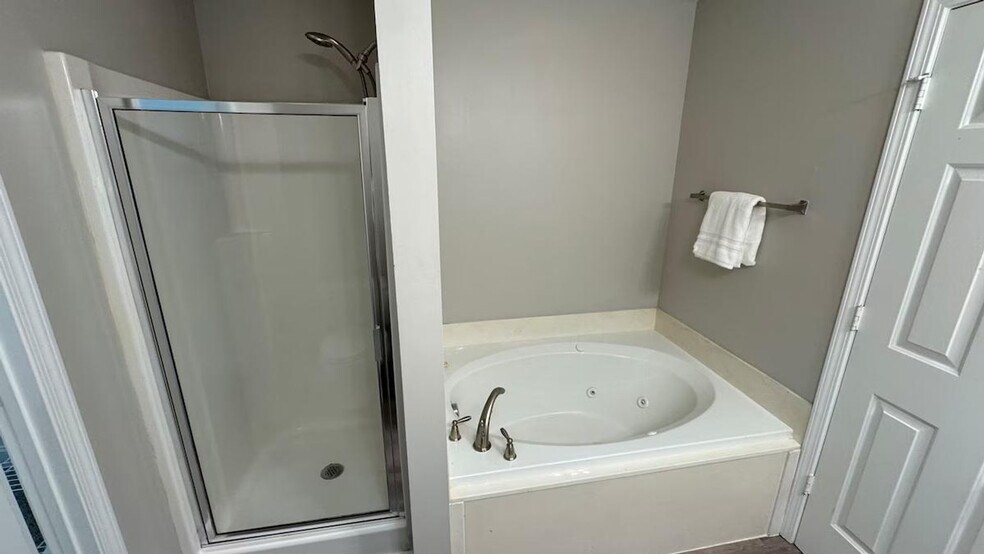 Building Photo - 117 Growden Ln