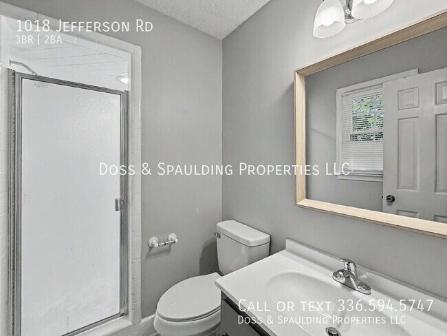 Building Photo - 1018 Jefferson Rd