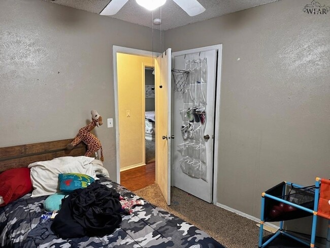 Building Photo - 2316 Perrin Dr