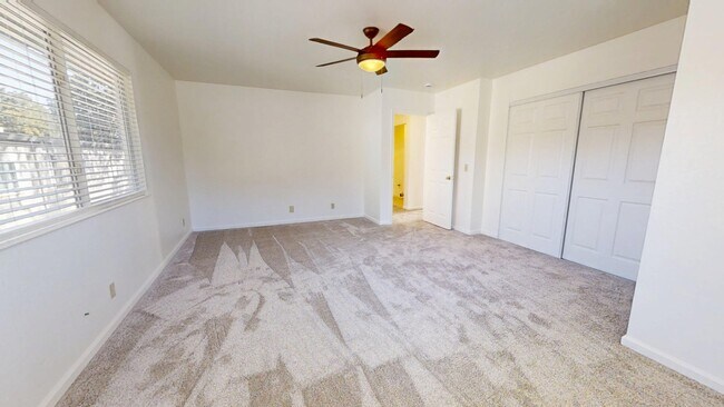 Building Photo - 1420 Slater Street