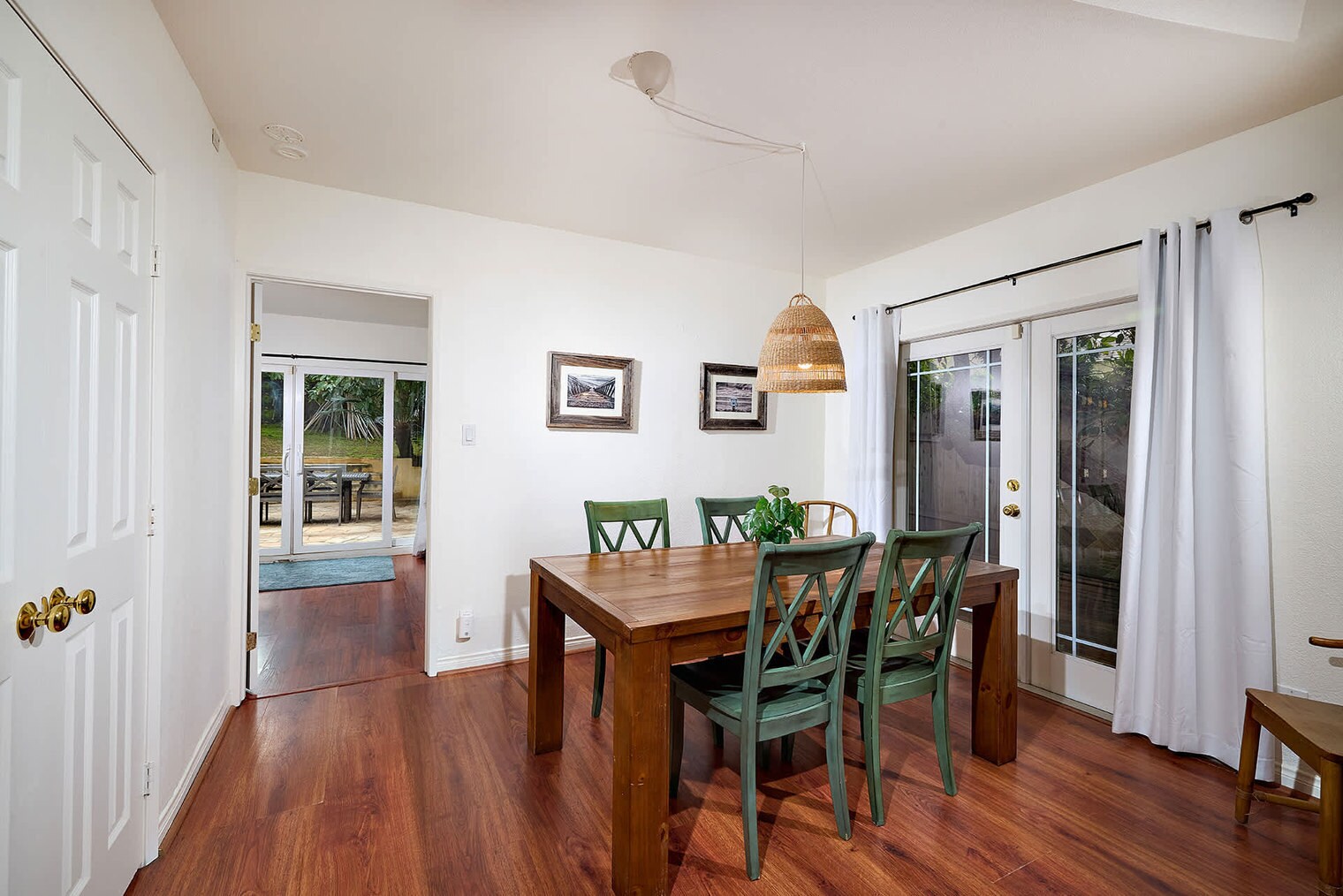 Building Photo - 549 San Dieguito Dr