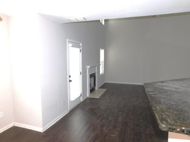 Building Photo - 6672 Grand Hickory Dr