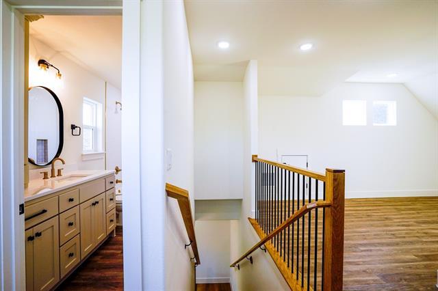 Building Photo - 108 Cardinal Wds