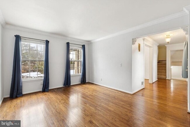 Building Photo - 14422 Coachway Dr