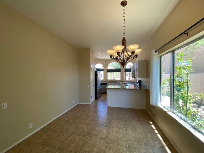 Building Photo - Scottsdale 3 bedroom 2 bath single level home