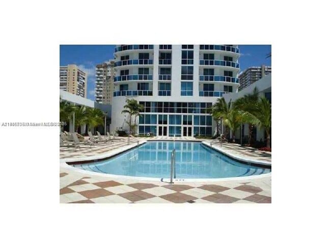 Building Photo - 1945 S Ocean Dr