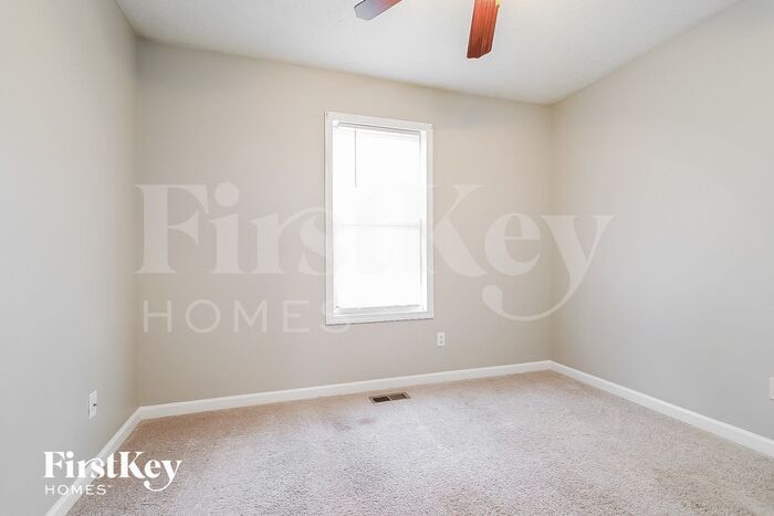 Building Photo - 7260 Plum Creek Dr