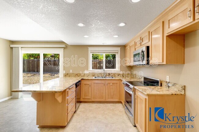 Building Photo - 225 Millbrook Way