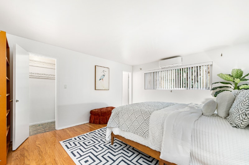 Building Photo - 1926 Glendon Ave