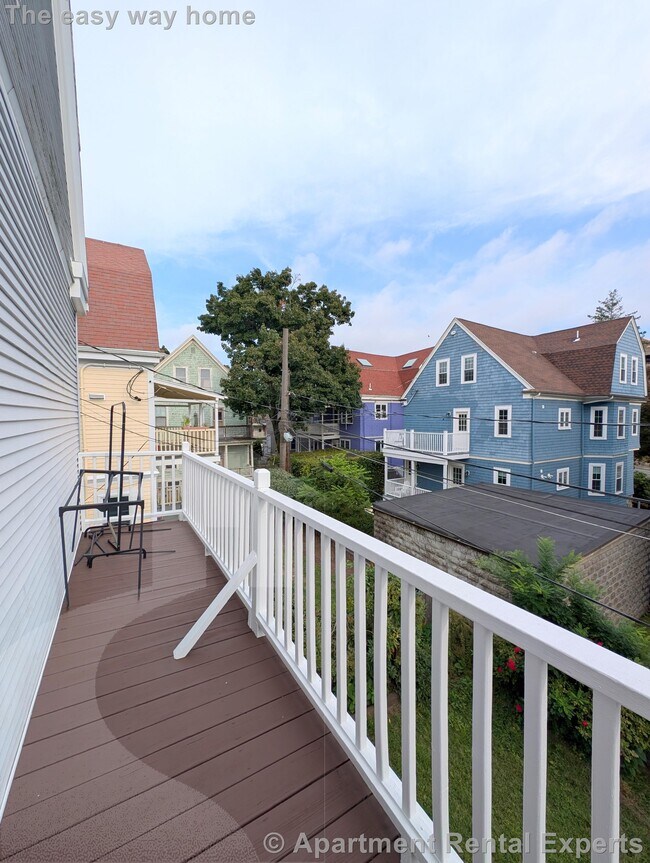 Building Photo - 41 Ossipee Rd