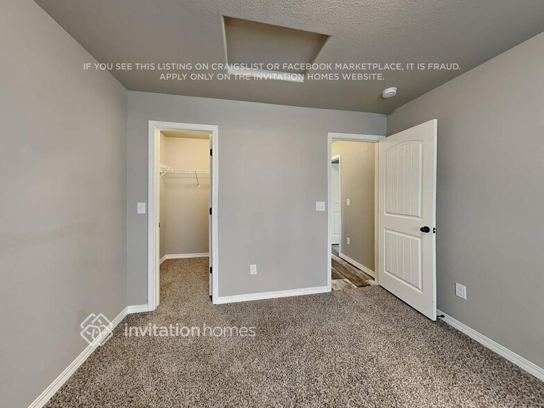 Building Photo - 10995 Traders Pkwy