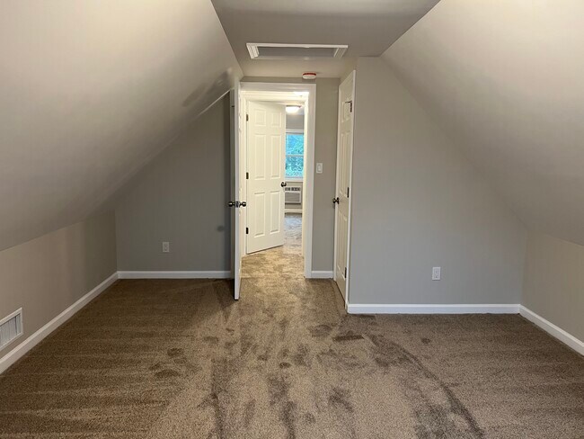 Upstairs Bedroom 4 - 121 Marshall Dr