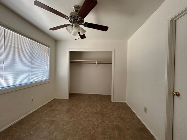Building Photo - 920 1/2 S Wilson St, Tempe