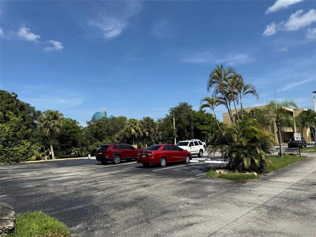 Building Photo - 4111 Stirling Rd