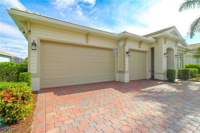 Primary Photo - 14849 Windward Ln