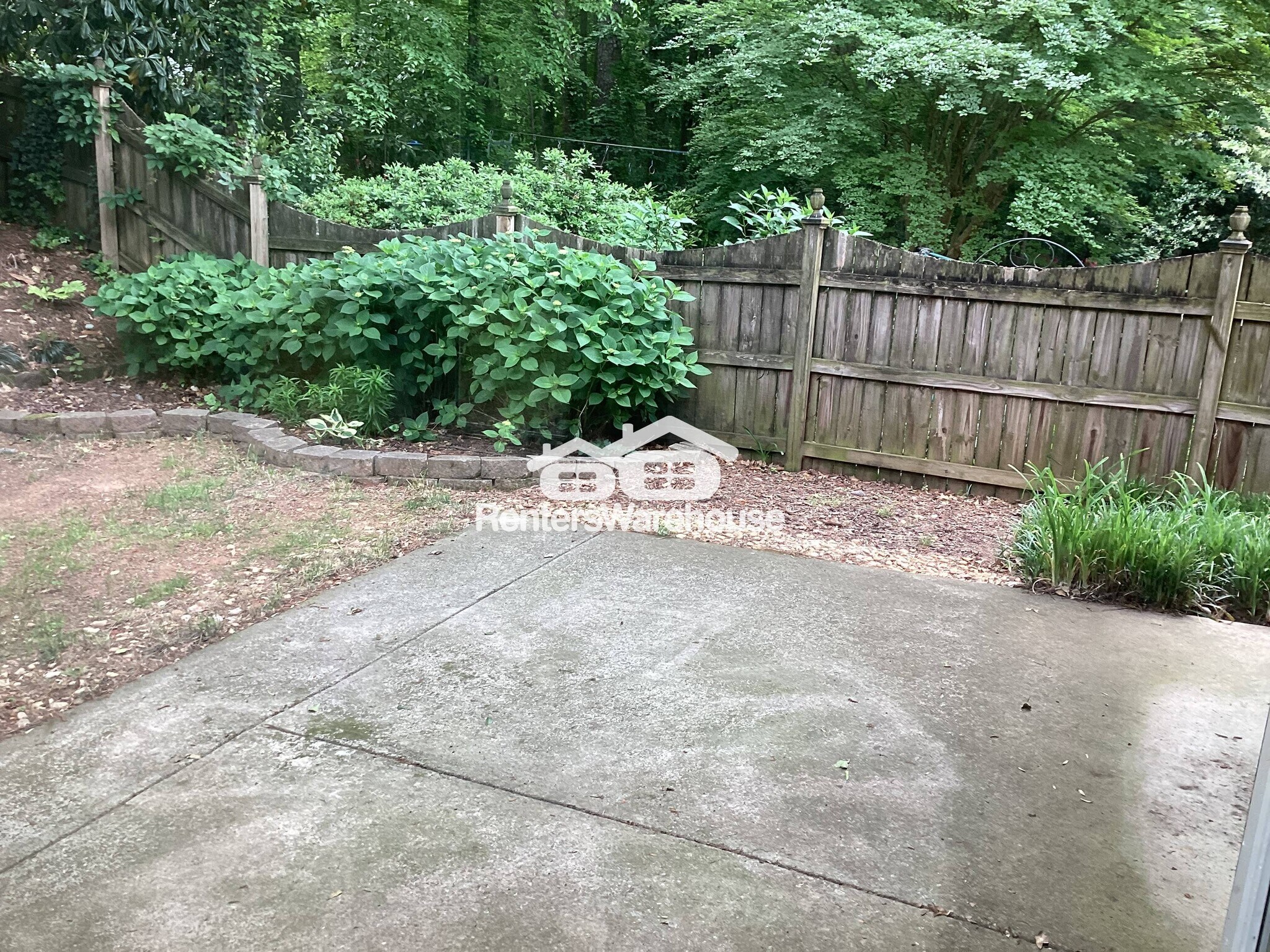 Building Photo - 2983 Rosebrook Dr