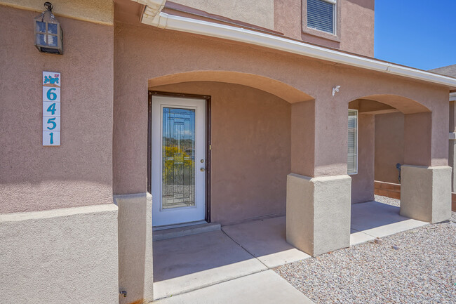 Building Photo - 6451 Shiprock Ct NE