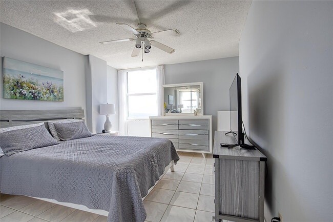 Building Photo - 111 Briny Ave