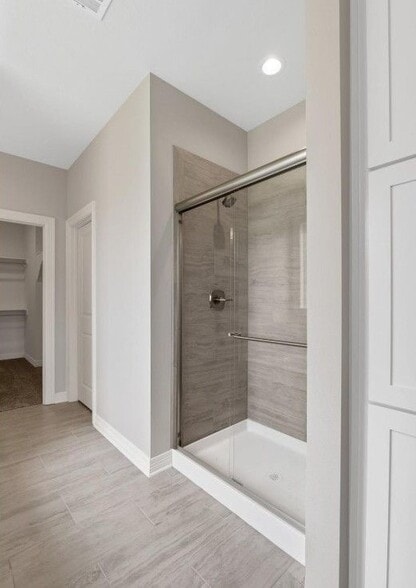 Building Photo - 4956 Laurel Cir
