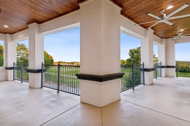 Building Photo - 1229 Strathmore Dr