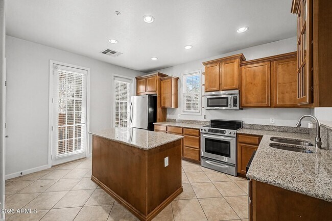 Building Photo - 2780 S Alpine Dr