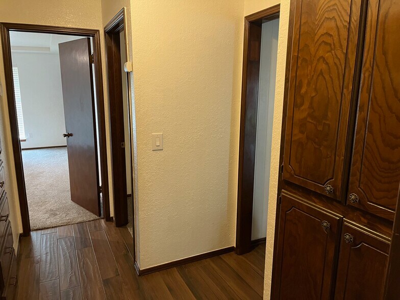 Building Photo - 1501 SW 86th St