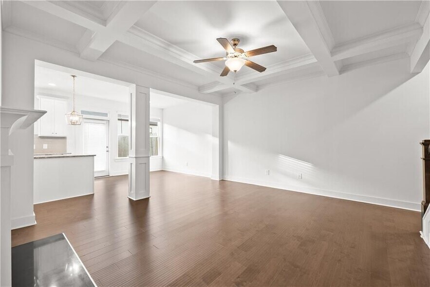 Building Photo - 124 Auburn Wds Dr