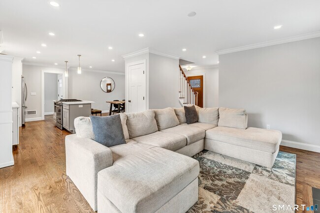 Building Photo - 44 Morehouse Hwy