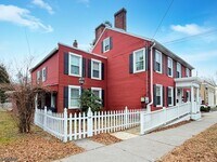 Building Photo - 416 Front St