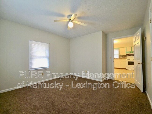 Building Photo - 122 S Magnolia St