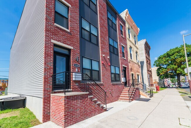 Building Photo - 3102 N Broad St