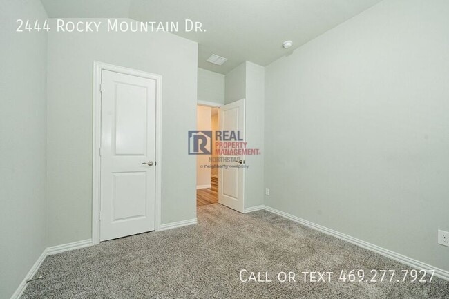 Building Photo - 2444 Rocky Mountain Dr