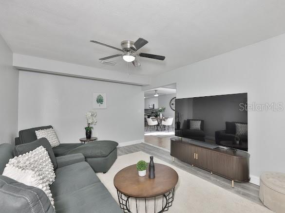 Building Photo - 6206 S Adelia Ave