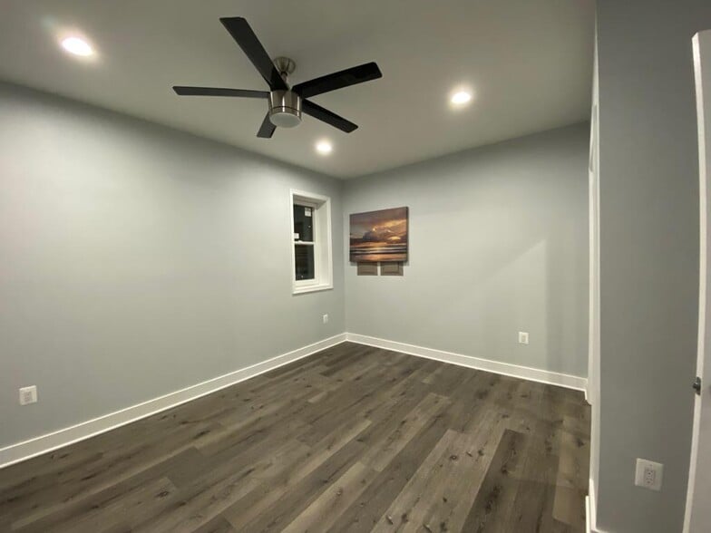 Building Photo - 24967 Halite Dr