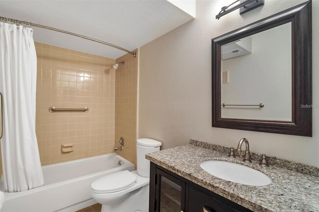 Building Photo - 15 Escondido Cir