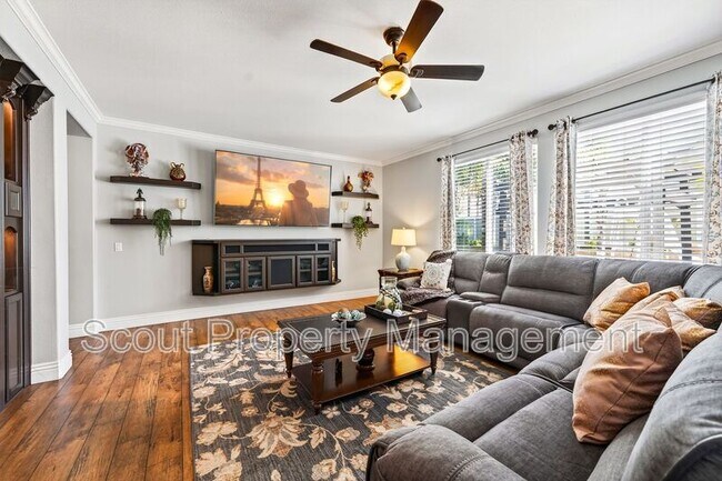 Building Photo - 32778 Kendal Ct