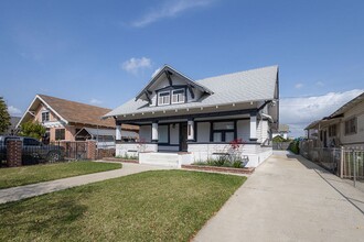 Building Photo - Fully Renovated Craftsman Home, 3-Bedroom,...