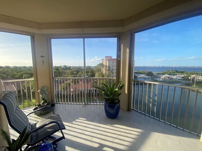 Building Photo - 15160 Harbour Isle Dr
