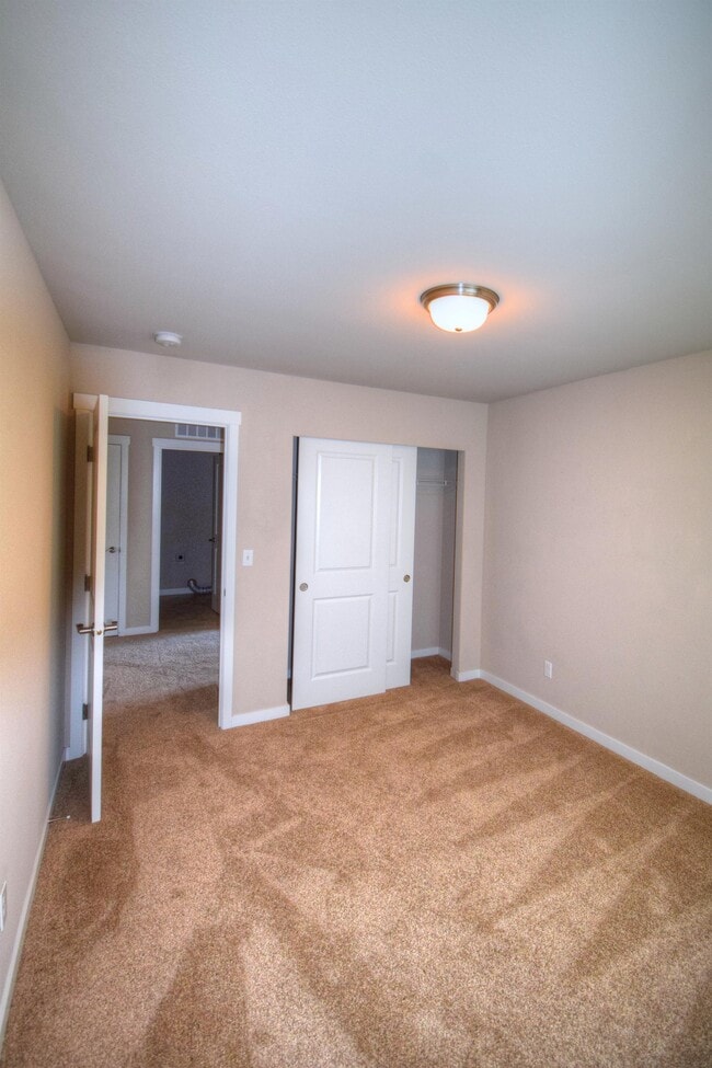 Building Photo - 5207 51st Way SE