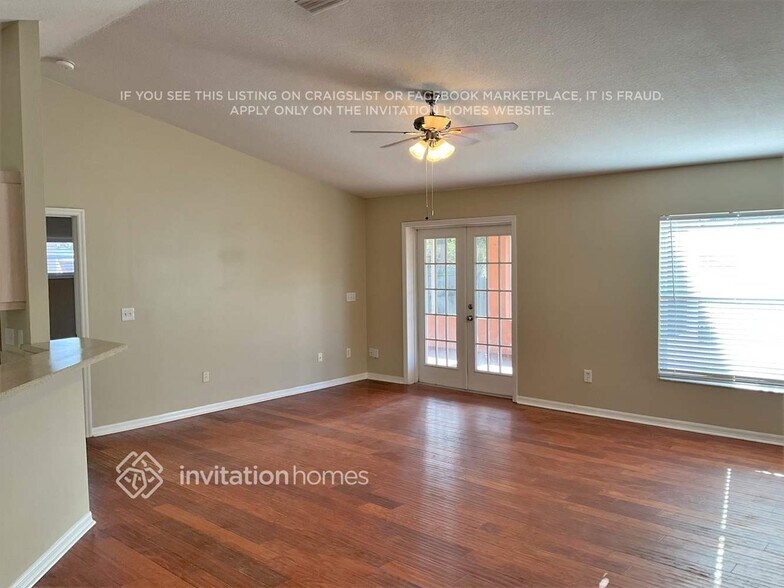 Building Photo - 3004 Juniper Dr