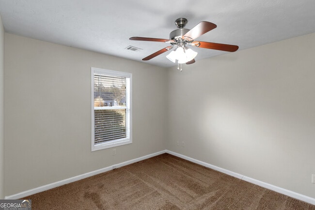 Building Photo - 75 Dove Landing