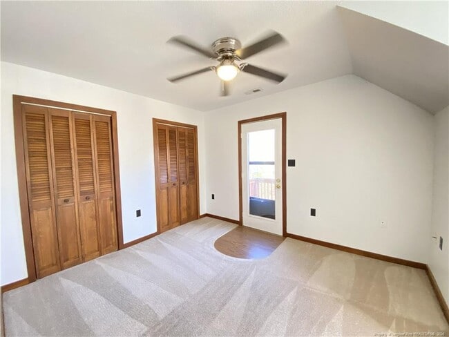 Building Photo - 45 Lookout Point