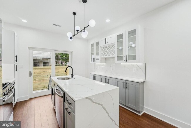 Building Photo - 2602 Earp St