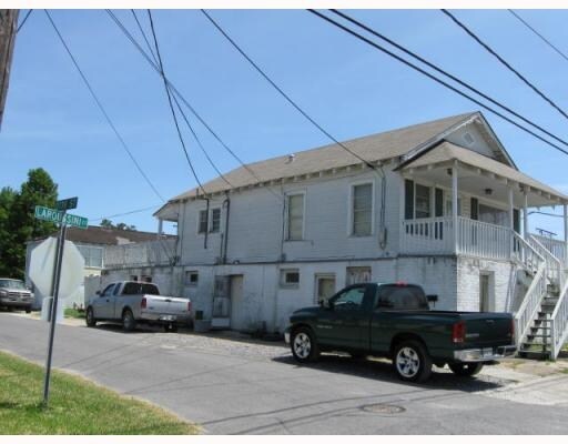 Building Photo - 501 Laroussini St