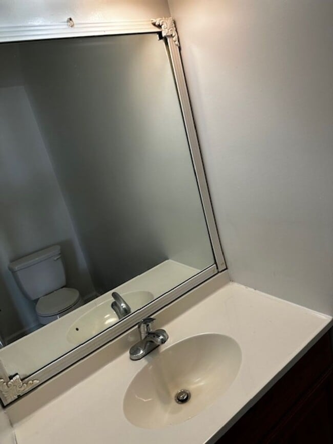 Building Photo - Cozy townhome in Grafton section of York C...
